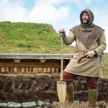 Lejlighed Hel Utleieleilighet I *