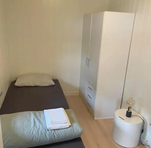 Апартаменты Hel Utleieleilighet I Харстад