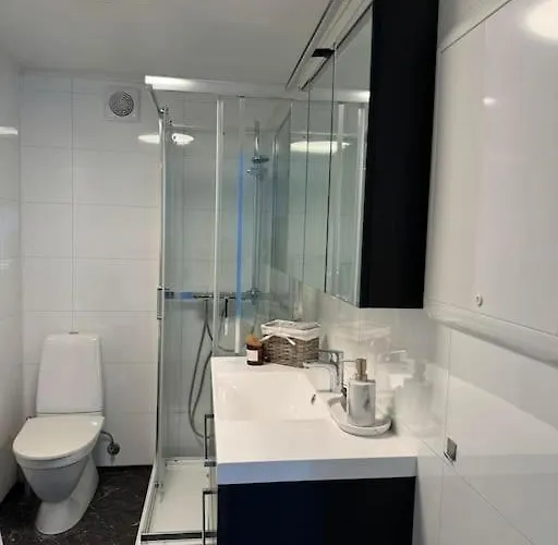 Hel Utleieleilighet I *