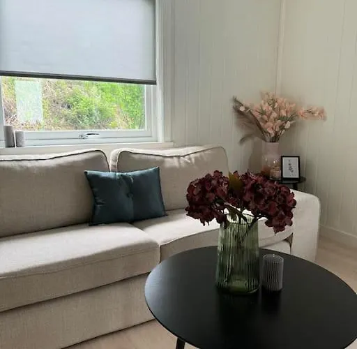 Hel Utleieleilighet I Apartmán